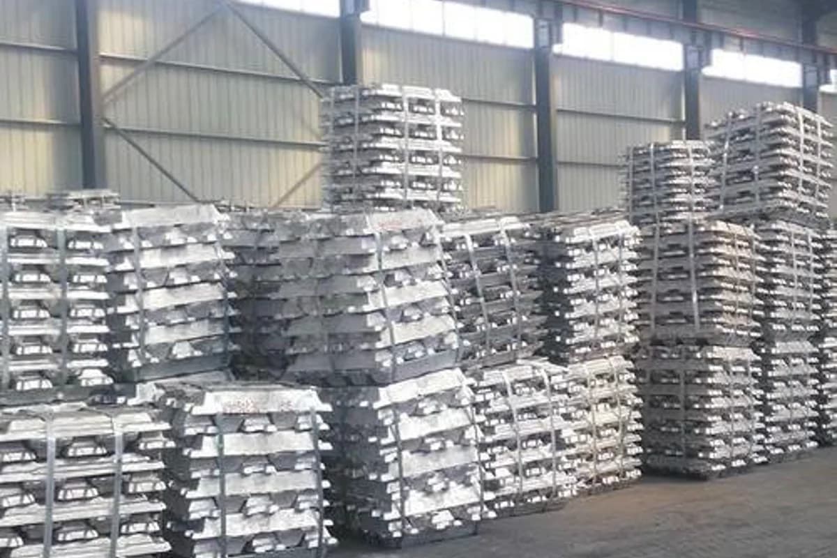 Africa’s primary aluminium output in June quarter declines 2% Y-o-Y; daily output shrinks by 300 tonnes