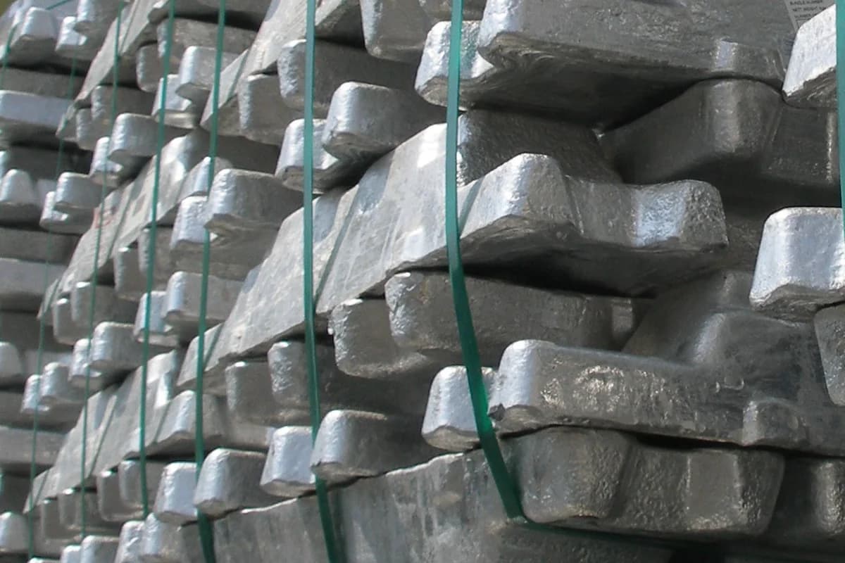NALCO signs MoU with Numaligarh Refinery for long term supply of Calcined Petroleum Coke
