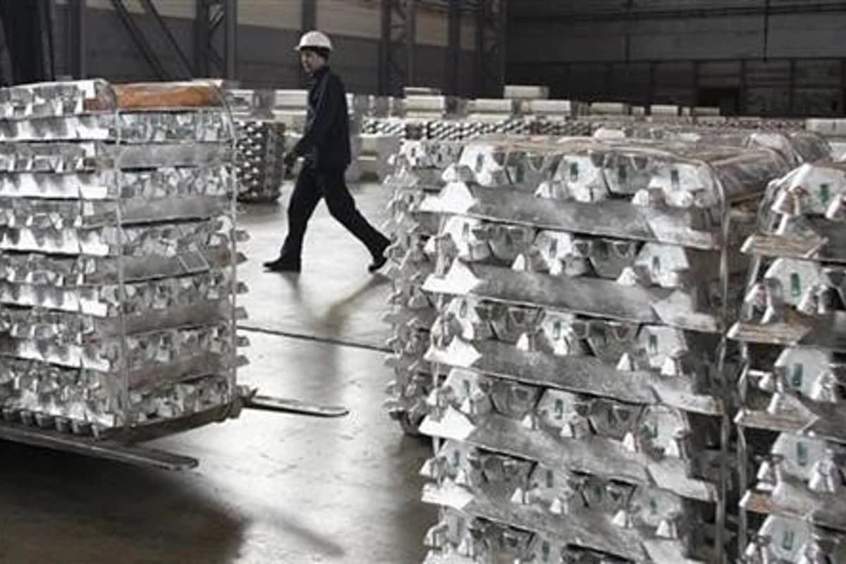 World aluminium surplus stood at 709,000 tonnes in the first quarter of 2020