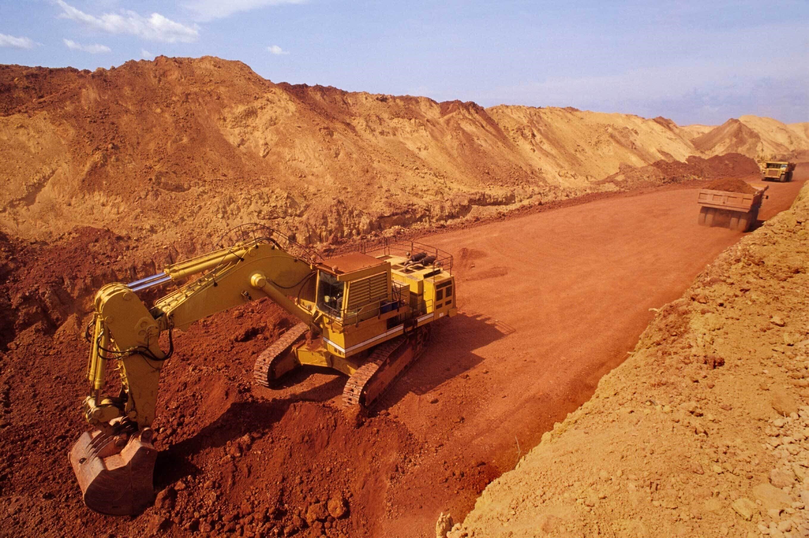 Ghana’s land ministry refutes $1.2B Rocksure bauxite deal cancellation as false & misleading