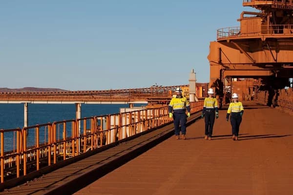 Rio Tinto and Edify Energy sign landmark solar and battery agreement for Rio Tinto’s Gladstone operations