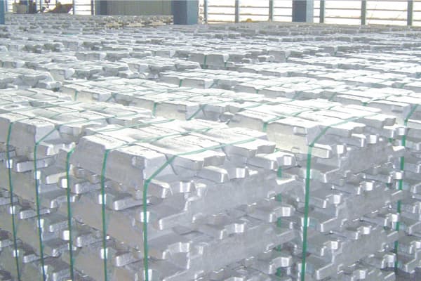 Trump's tariffs may push US aluminium buyers toward Middle East, India