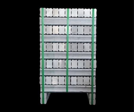 Casted aluminum alloy ingots and bars