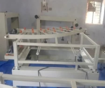 Industrial Conveyor Table