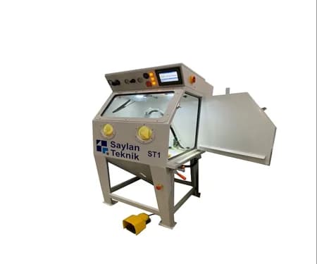 Wet Sandblasting Machine