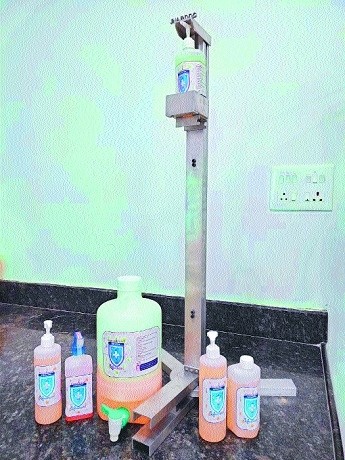 JNARDDC manufactures an all-aluminium food-operable sanitiser dispenser