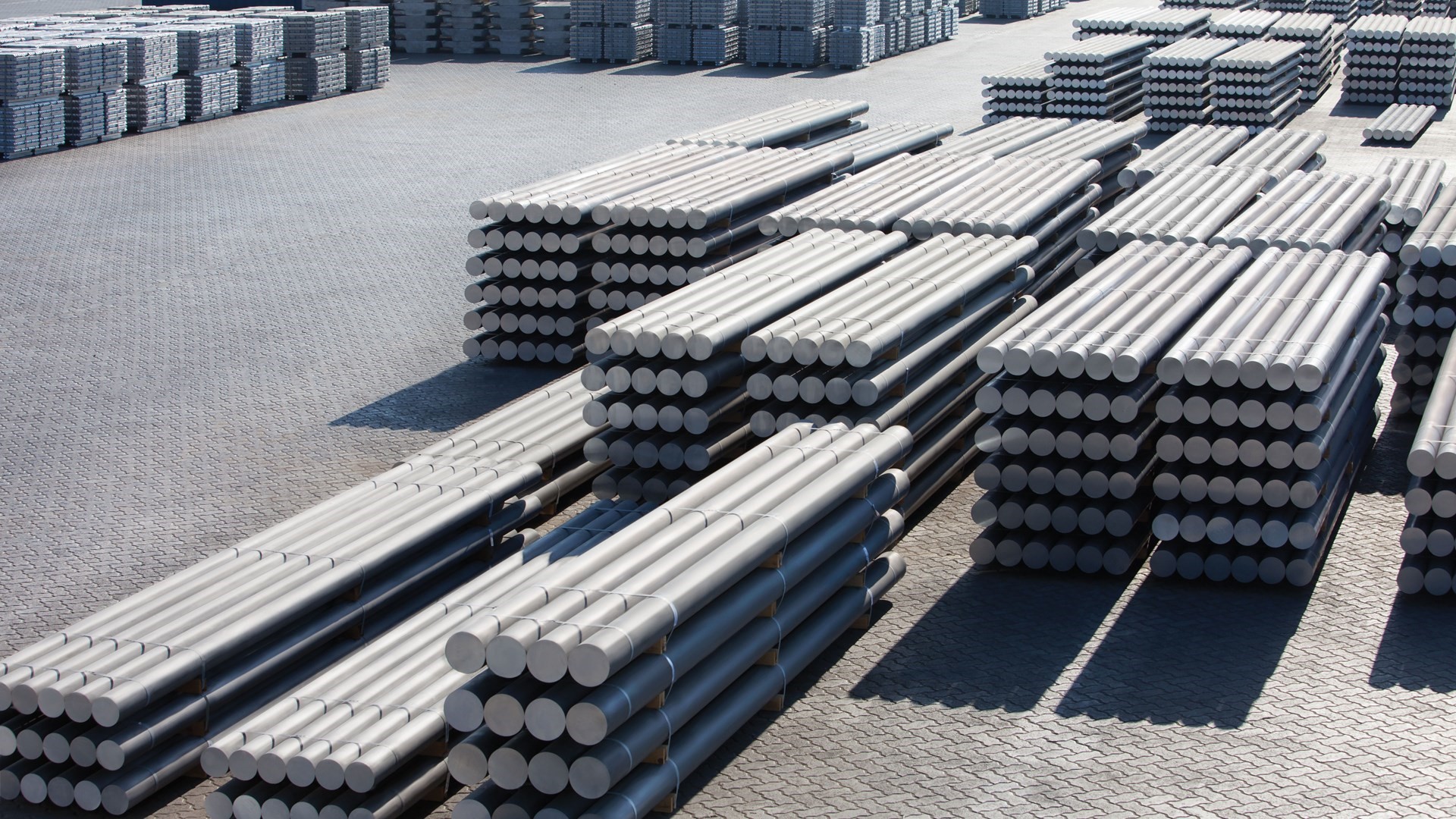 China’s aluminium imports surpassing export shipments over months due to wide arbitrage window between SHFE & LME prices