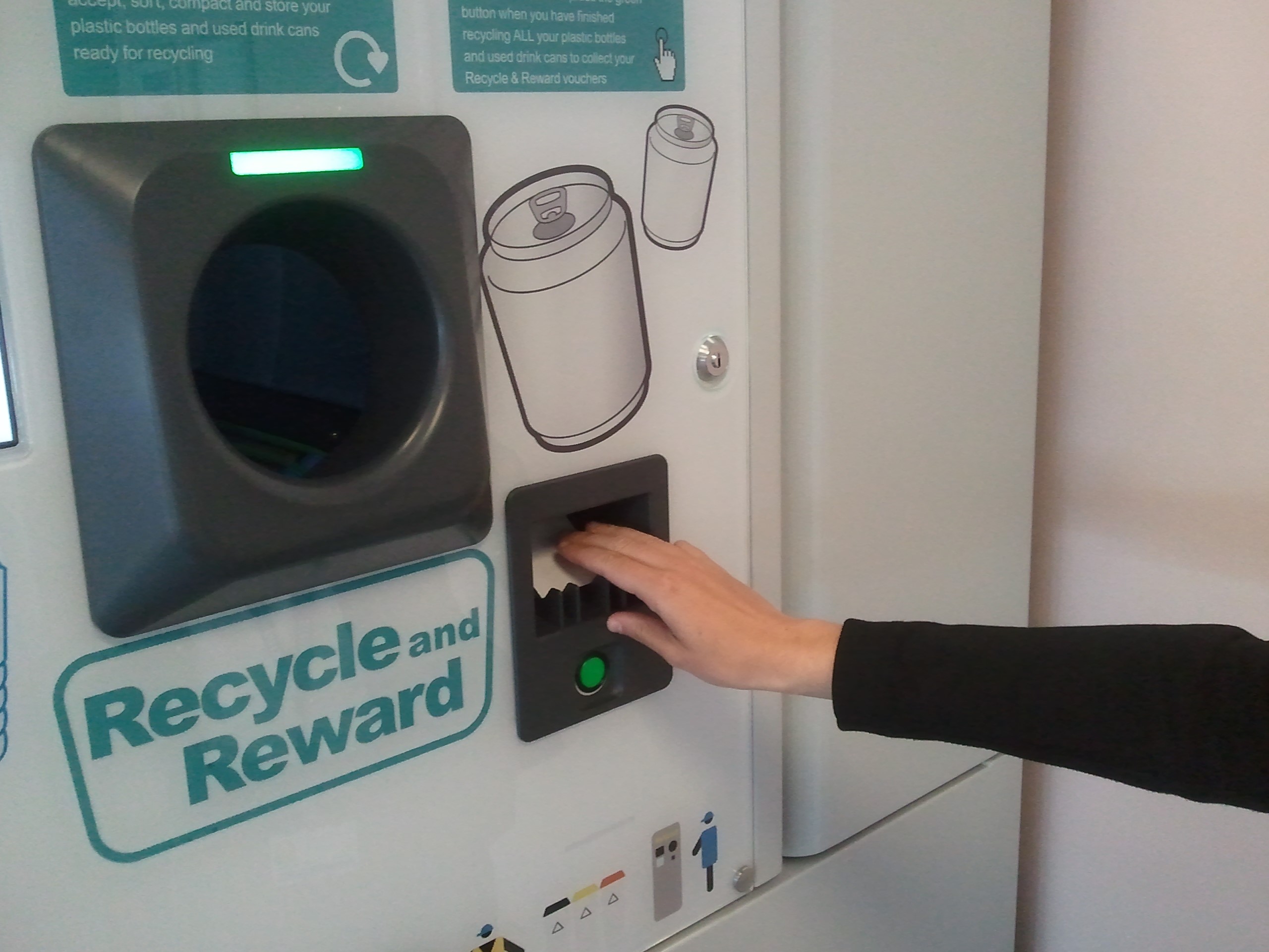 Ireland to introduce reverse vending machines with rewards