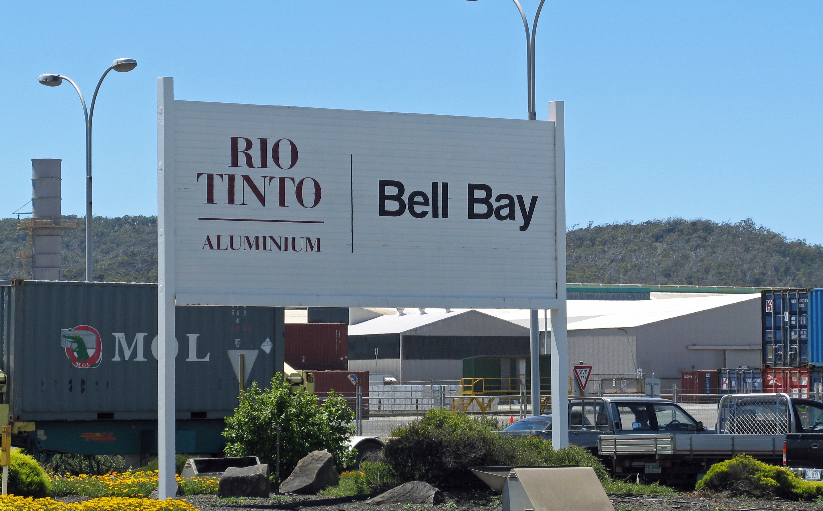 Bell Bay Aluminium ties with West Tamar Council to help local businesses