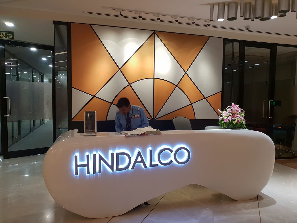 Hindalco hikes its aluminium prices by INR3500/t w.e.f October 17 after a cut on the previous day