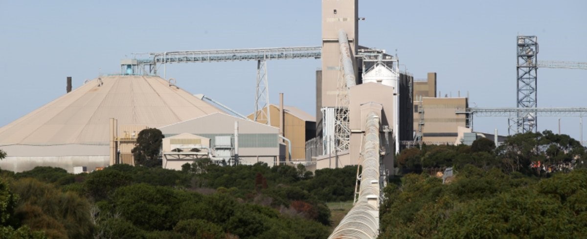 Australian Govt. to support  struggling Portland aluminium smelter