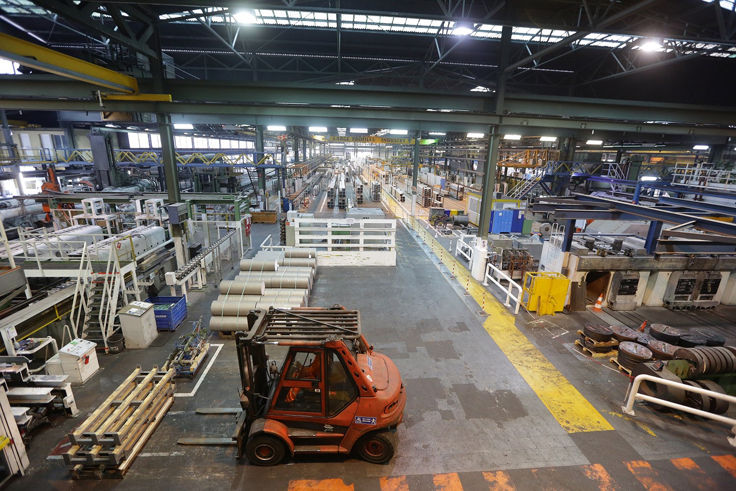 400 United Workers on strike at Consetllium Alabama aluminium plant demanding fair labour practices