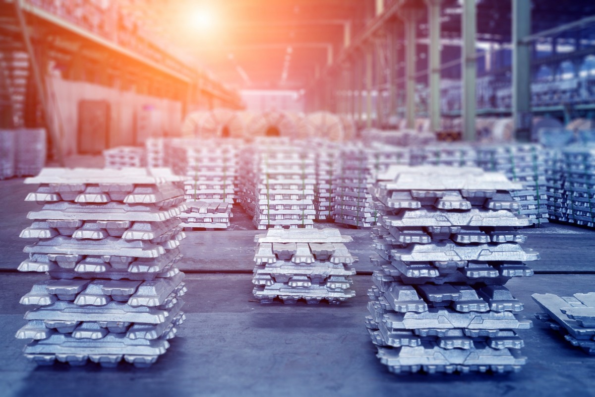 Chinese carbon peak by 2030 needs renewable energy adaption for aluminium industry