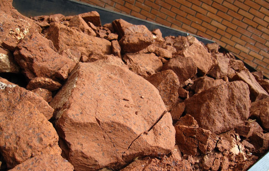 Canada’s import of bauxite