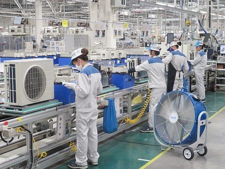 Daikin Industries plans to replace half of the copper units with aluminium