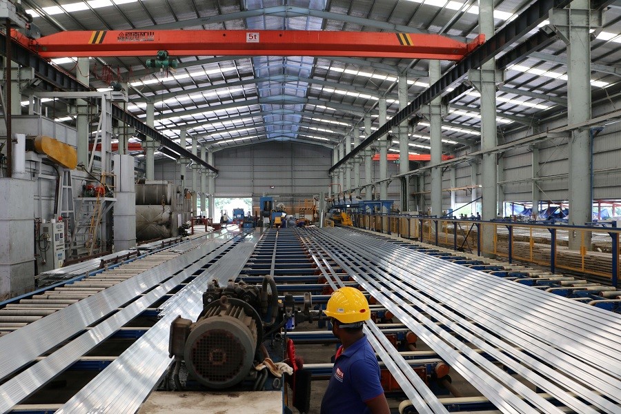 Swisstek Aluminium turns to renewable energy usage, installs solar power generation facilities 