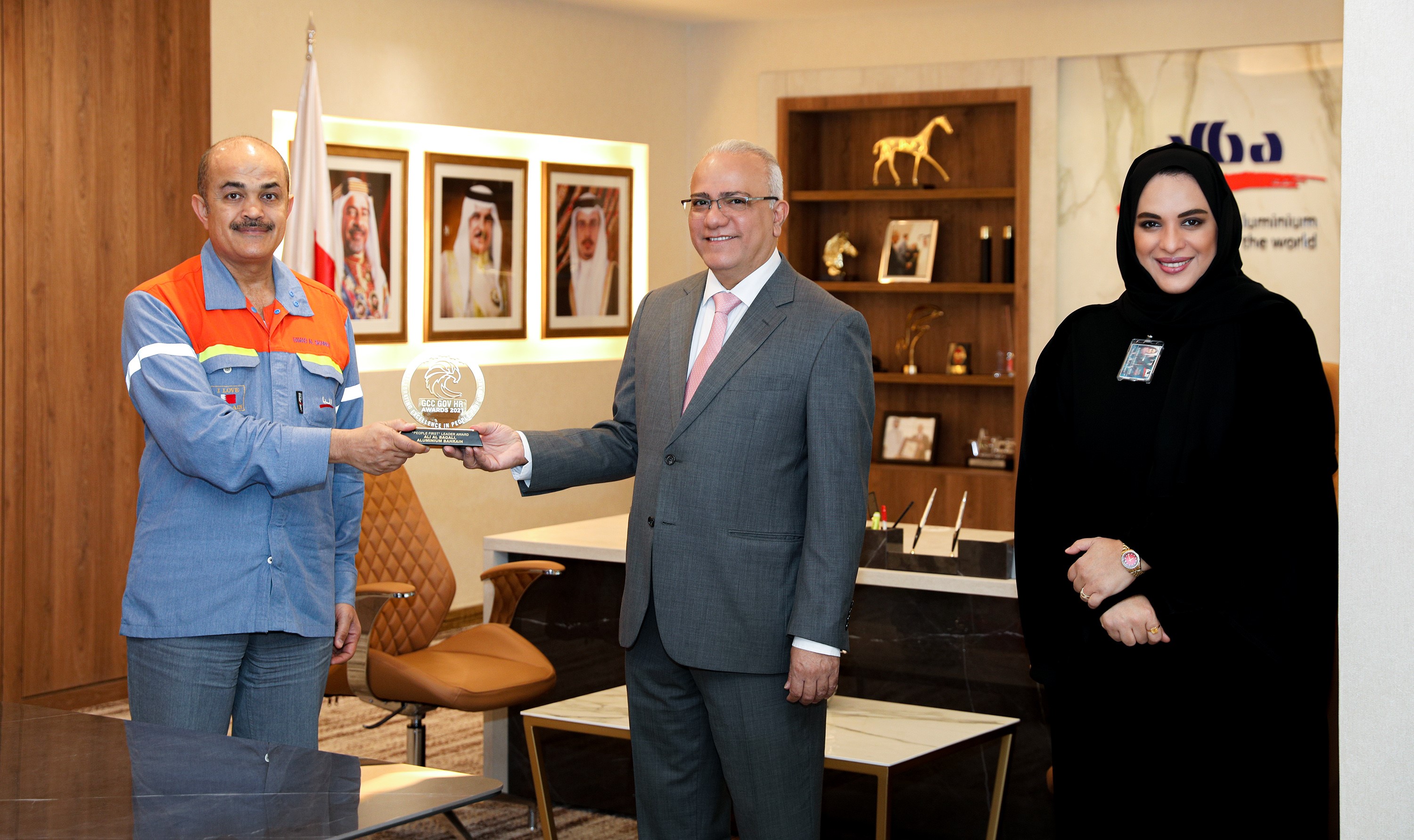 Alba Chief Executive Ali Al Baqali receives People First Leader Award 2021
