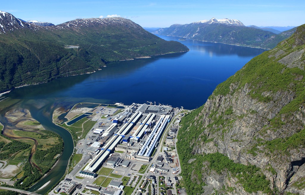 Hydro invests NOK 750 million to revamp Sunndal aluminium smelter 