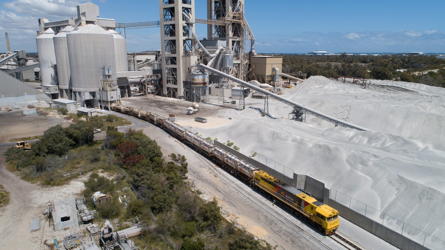 alcoa-australia-extends-lime-supply-contract-to-cockburn-cement