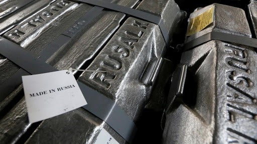 Glencore evaluates equity stakes in En+ Group among other Russian firms