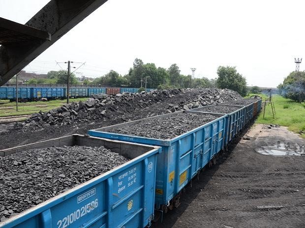 India’s domestic aluminium smelters receive lowest coal rakes since September, pushing the country more to imports