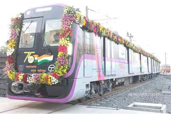 Titagarh Wagon manufactured aluminium coaches deployed for Pune Metro 