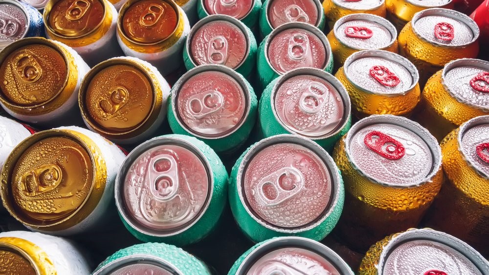 Aluminium can shortage worries beverage and pet food packaging sectors