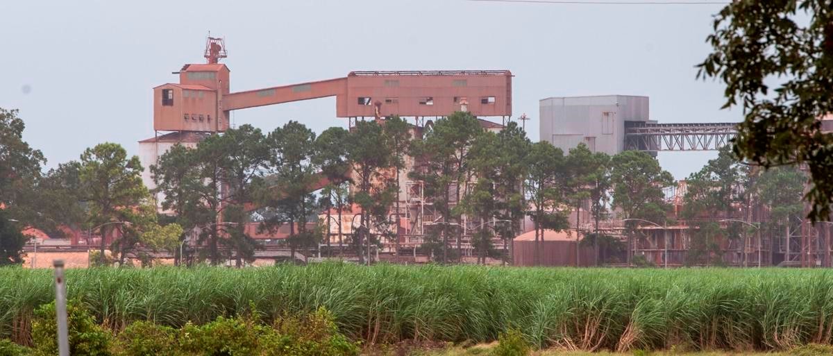 Faulty sprinklers at LAlumina Refinery permit red mud decomposition 
