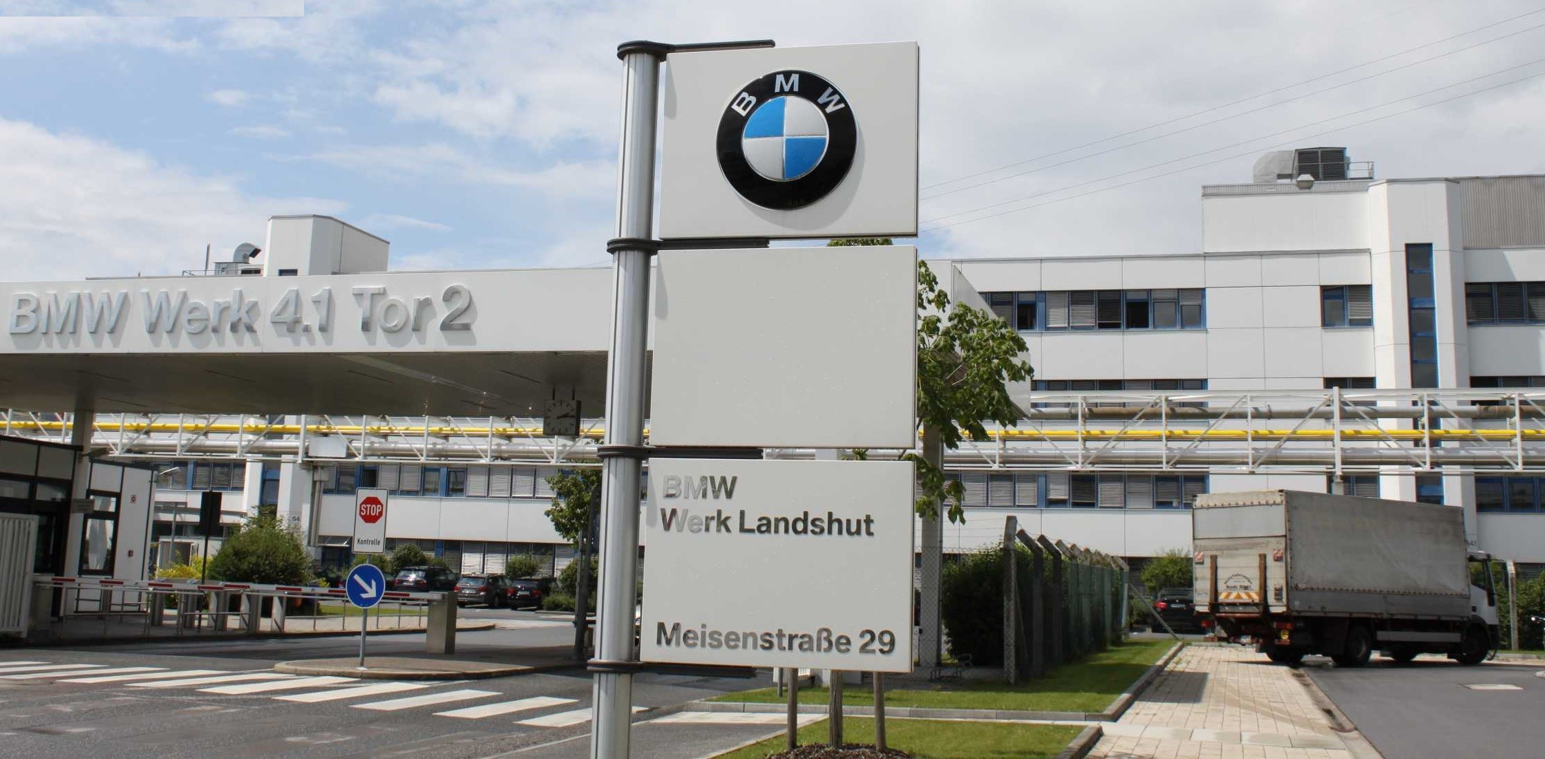 Aluminium Smelter at BMW Group's Landshut facility uses electric heating stations