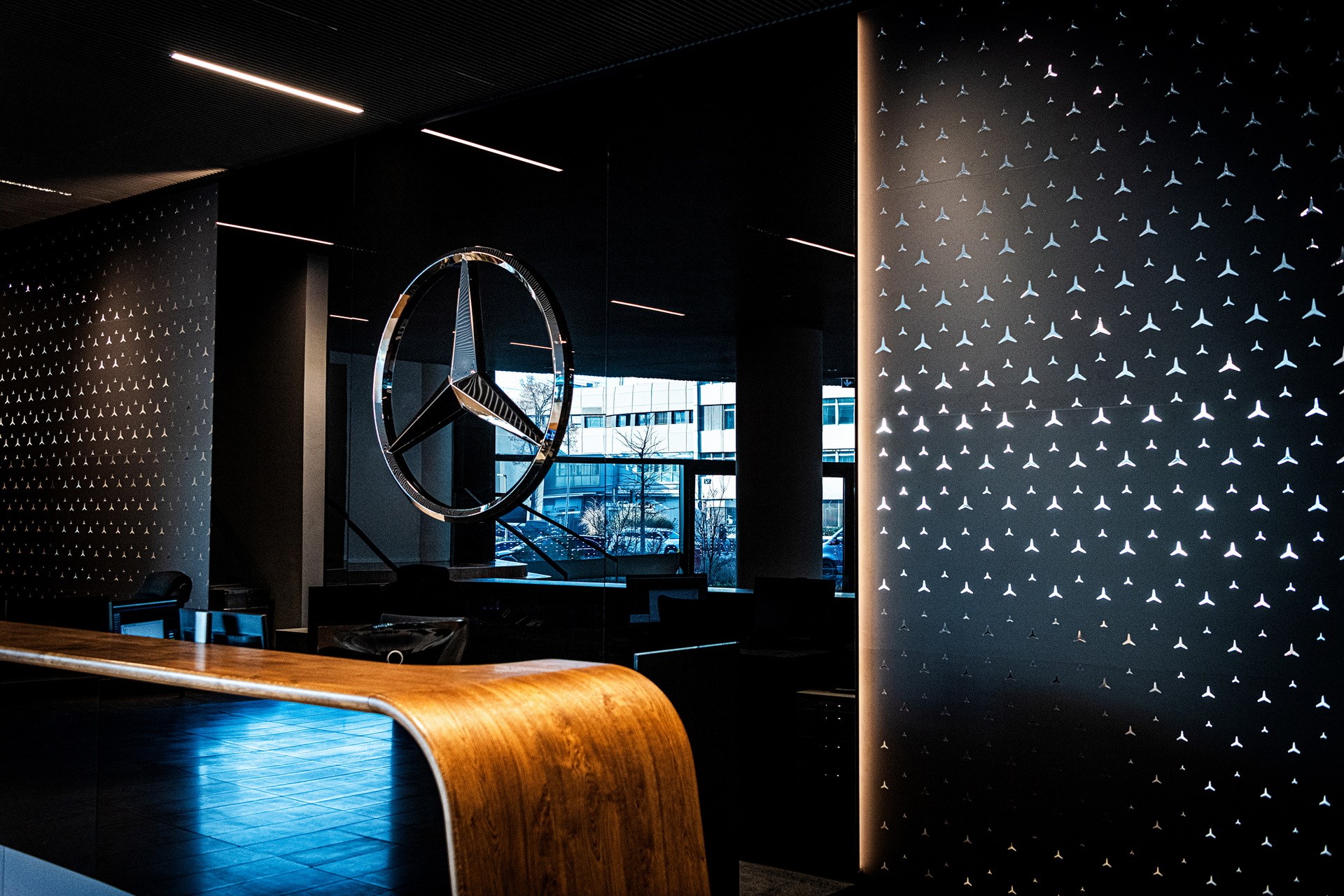 Mercedes-Benz receives ASI Performance Standard certification for aluminium vehicle body production at press shops