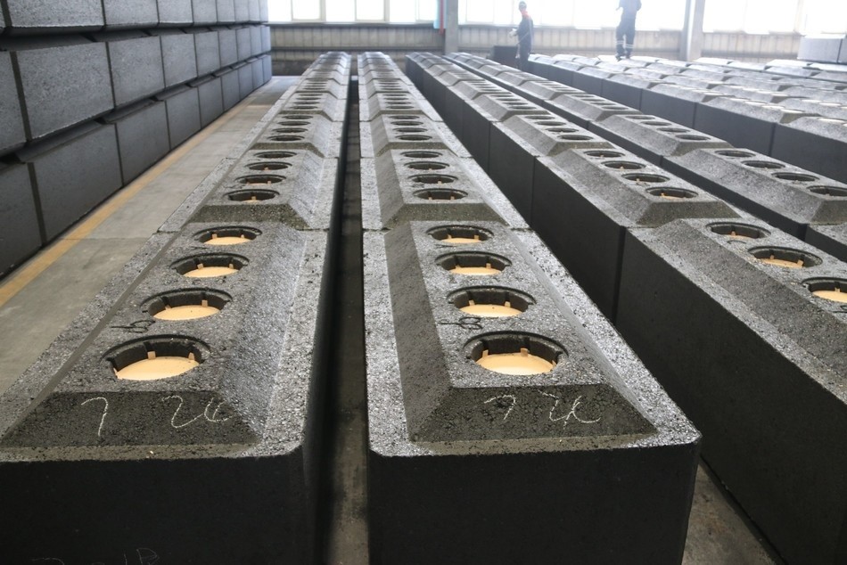 China’s Aug’22 prebaked anode exports shrink 31.4% M-o-M but grow 7% on year to 141,600 tonnes