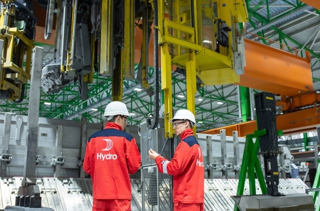 Norwegian aluminium smelter responds to falling aluminium demand, partially cuts production in Hydro Karmøy