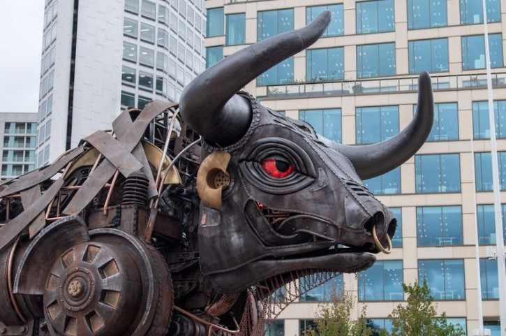 Artem builds 2.5 tonnes Birmingham Raging Bull with lightweight aluminium tubes and foam  , Alcircle News