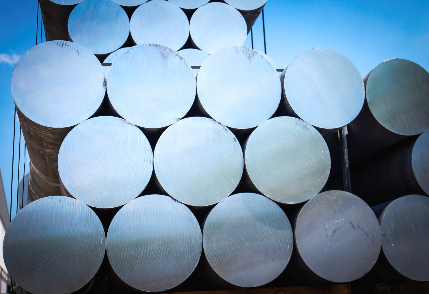 Aluminium billet inventories in China elevate by 18,800 tonnes W-o-W to 34,500 tonnes.