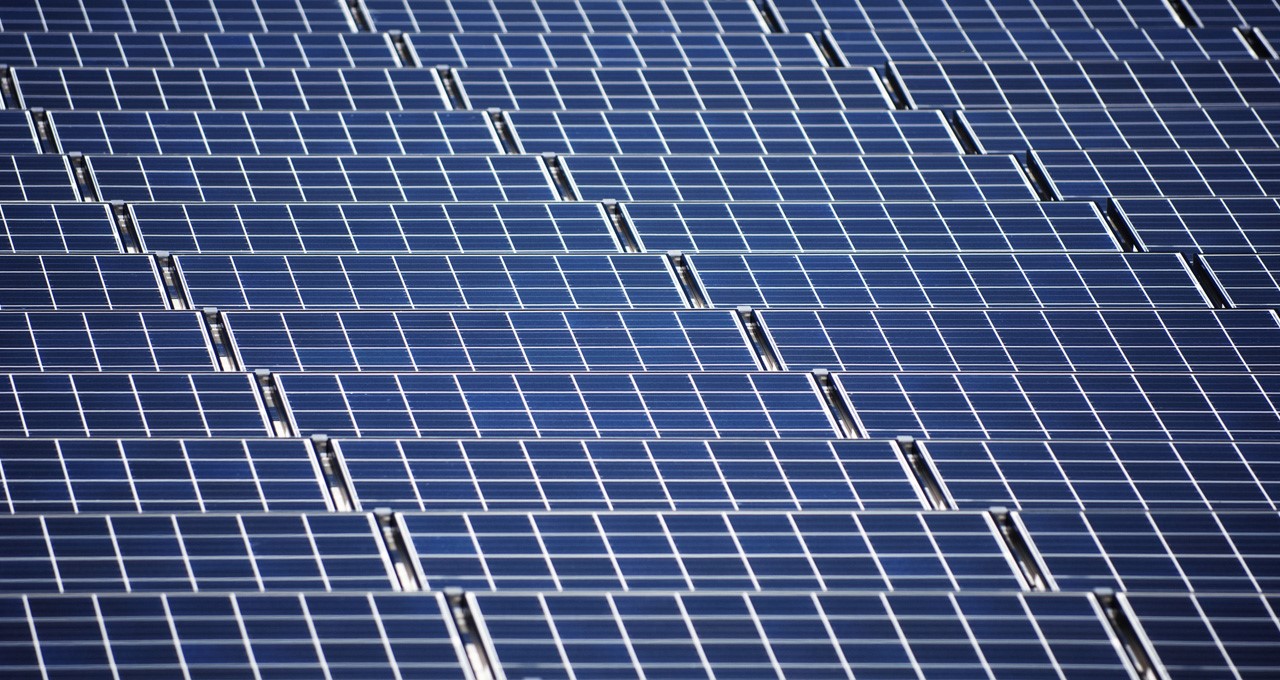 Alba awards contract to Advanced United Systems for installation of ‘Solar Photovoltaic Panels’ over 37,000 m2