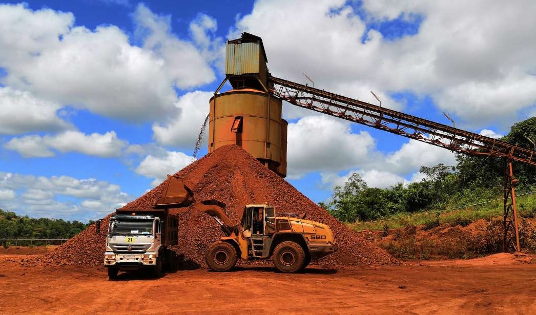 SMHL suspends bauxite mining operations in Sierra Leone