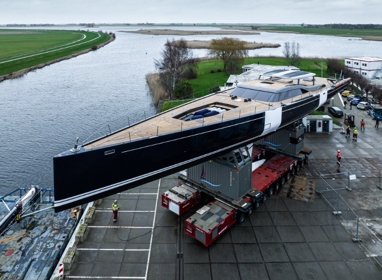 Royal Huisman uses aluminium to achieve ‘Featherlight’ design standards for its Nilaya superyacht , Alcircle News