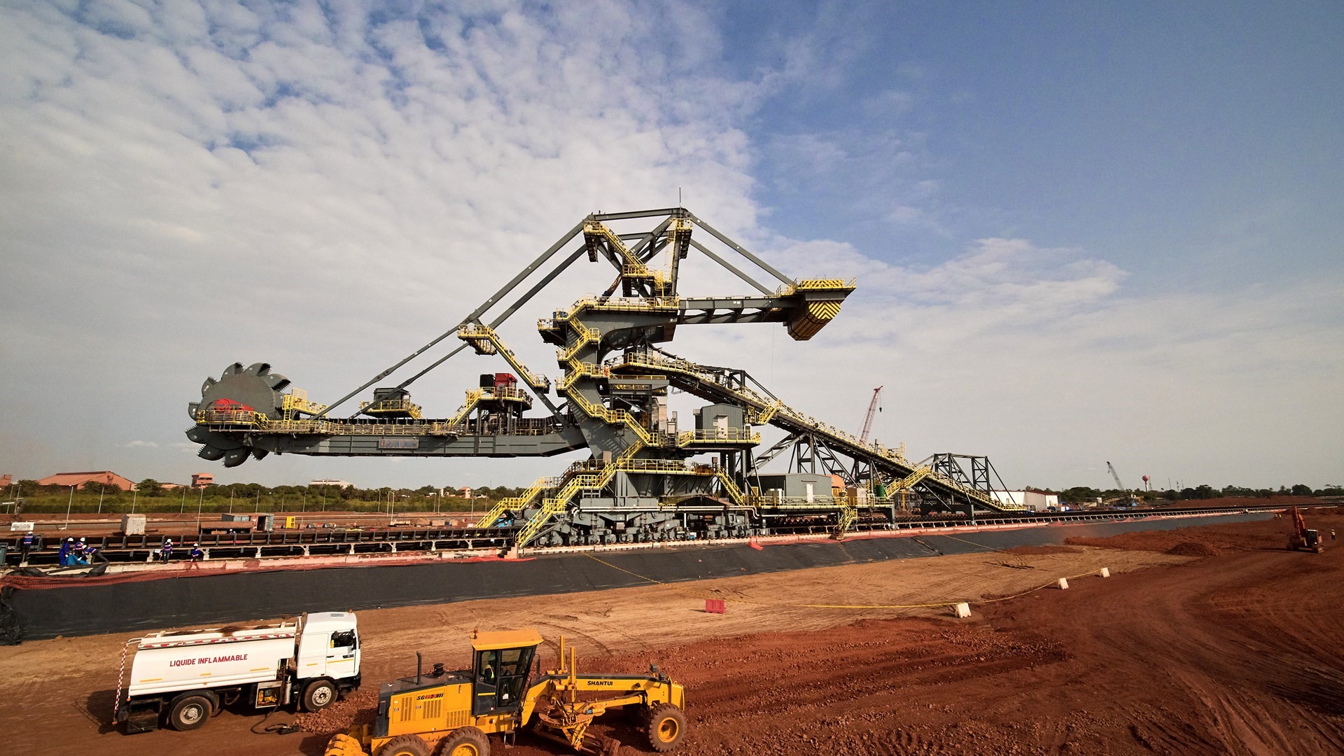 GAC receives Guinea's first ASI Certification for bauxite mining; Bauxite Mining, Price, Ore