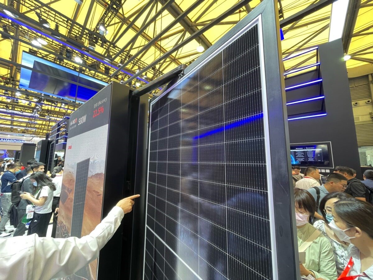 LONGi unveils TOPCon solar panel with anodized aluminium frame at SNEC expo
