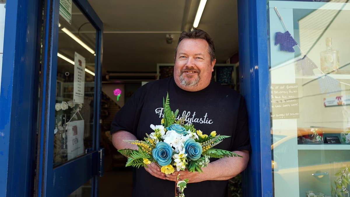 Forever Blooms recycles 100,000 aluminium cans to create fast-selling floral artwork