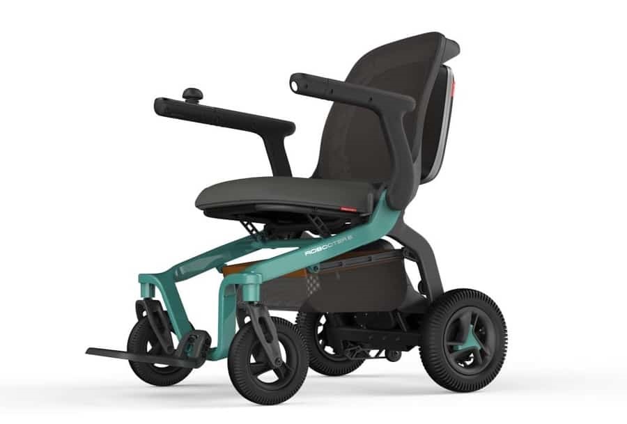 Robooter E40, the second smart powered aluminium wheelchair from Dash Rehab