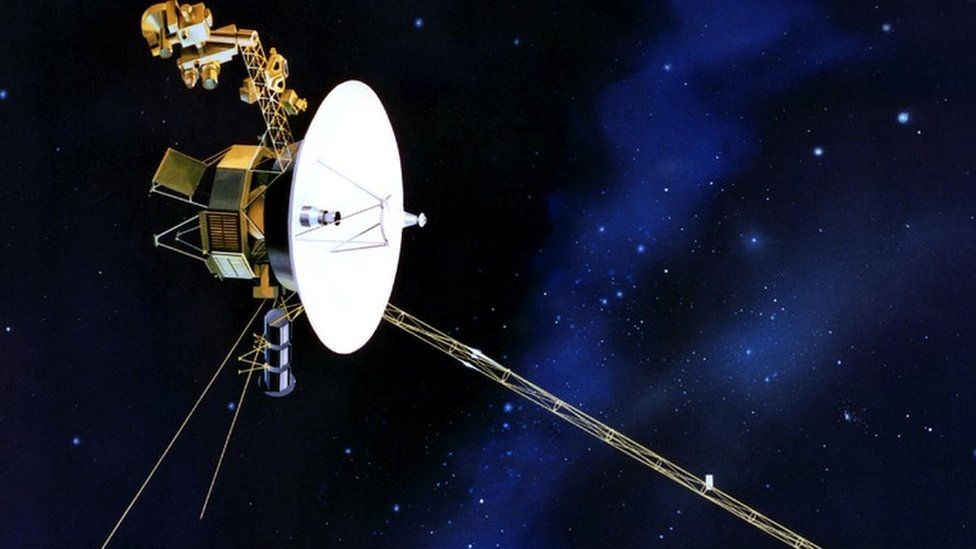 Nasa's Voyager 2 in aluminium casing transmits 