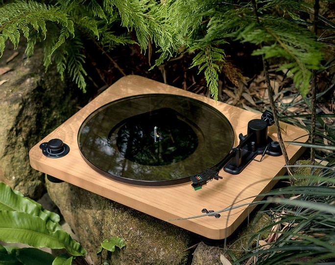 Bob Marley inspired refurbished turntable features recycled aluminium and zoetrope slipmat