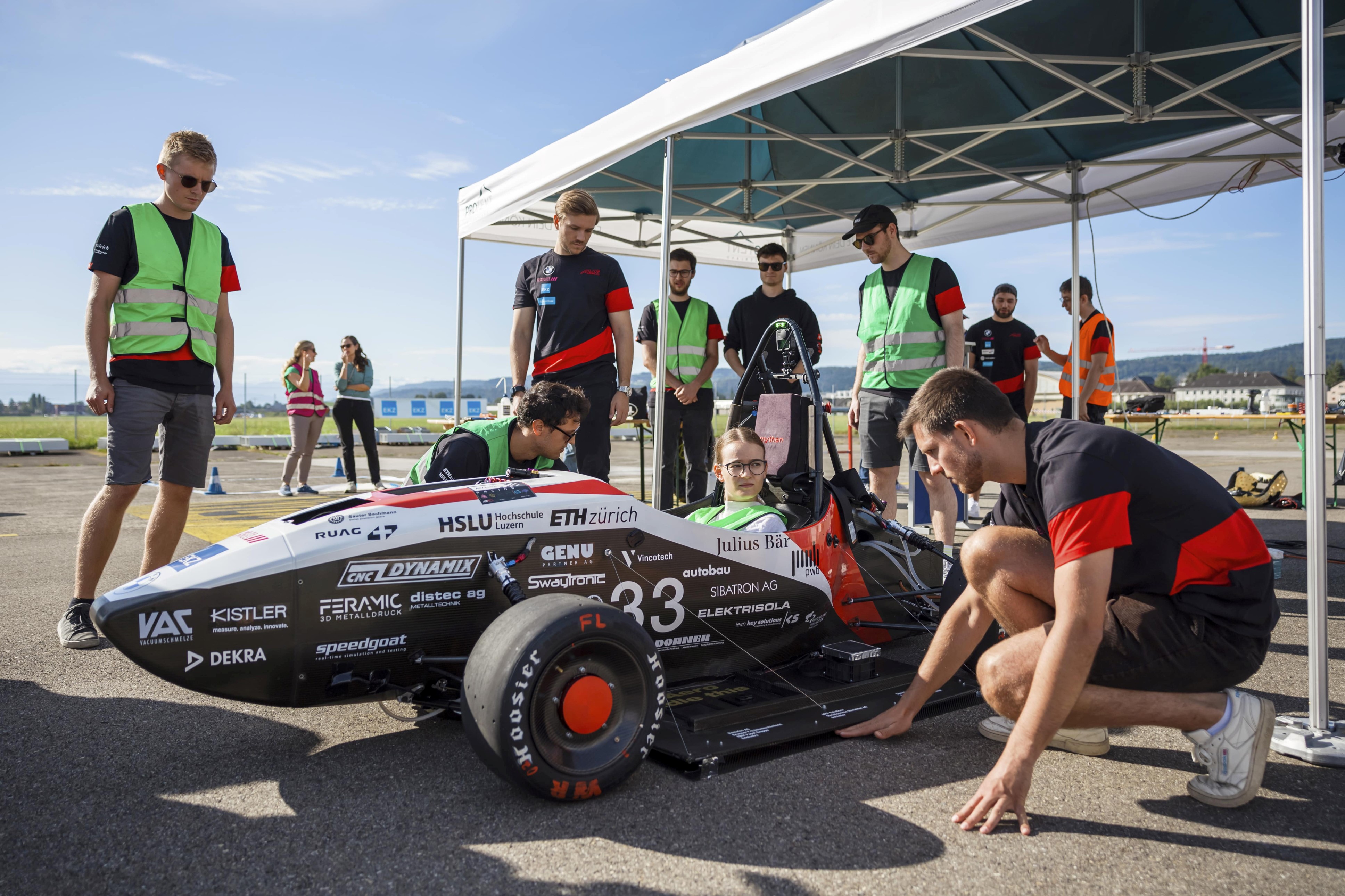 Swiss student-designed Mythen with aluminium honeycomb chassis breaks the EV acceleration Guinness World Record