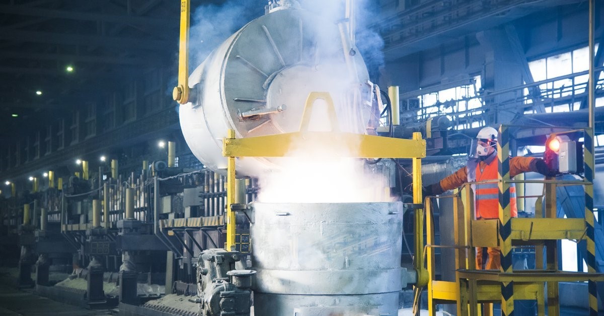 European industrial aluminium clients delay contracts owing to sluggish demand in the region