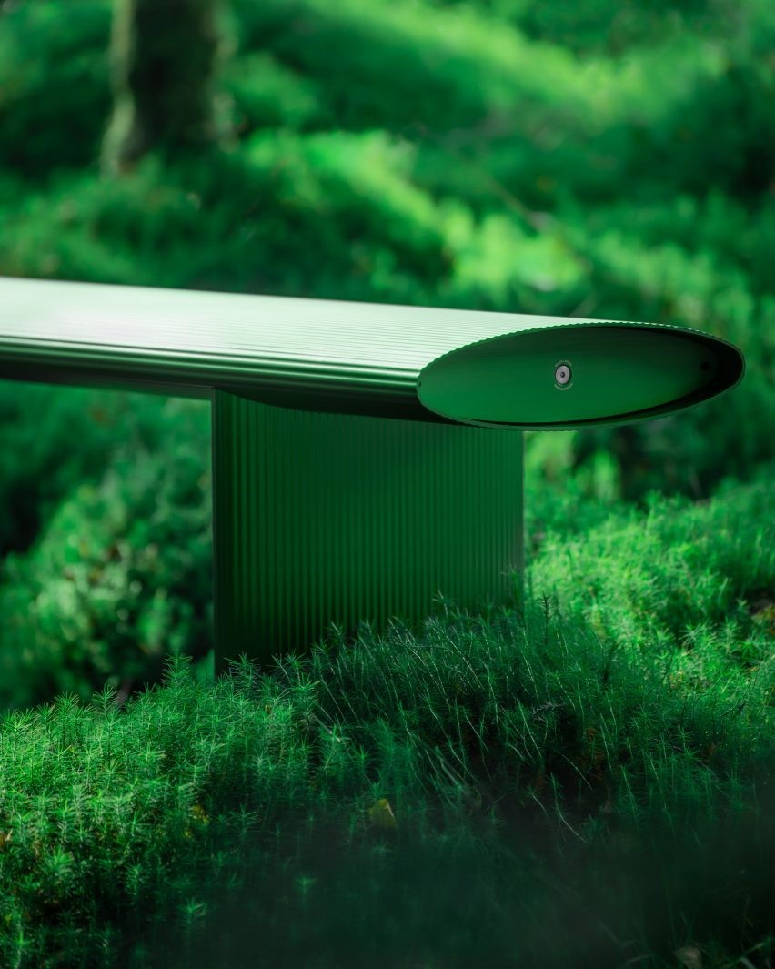 Hydro exhibits Bello! Aluminium bench at the London Design Festival promoting sustainable partnership