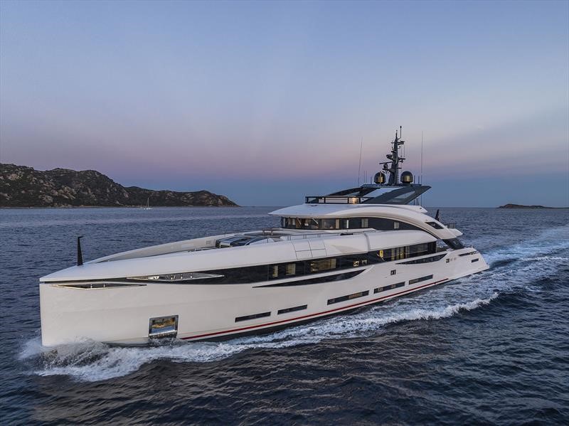 The aluminium marvel ISA Gran Turismo 45m M/U UV II, exhibits a perfect union of elegance and potent