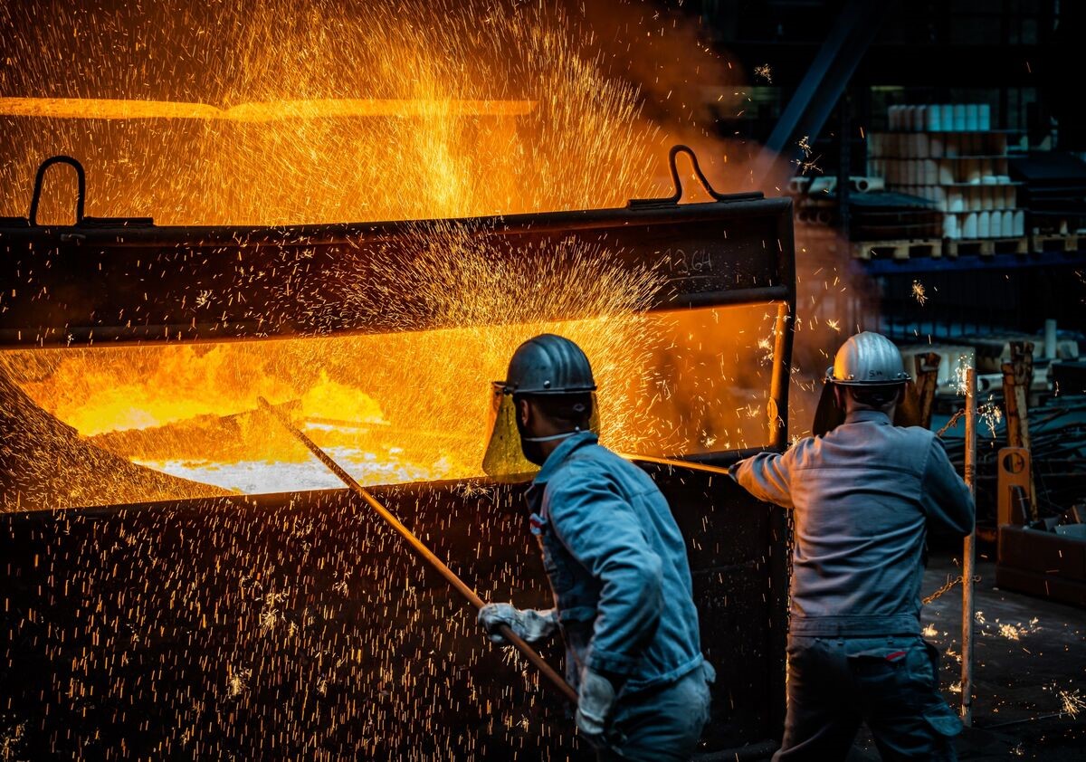German industrial production continues downward spiral