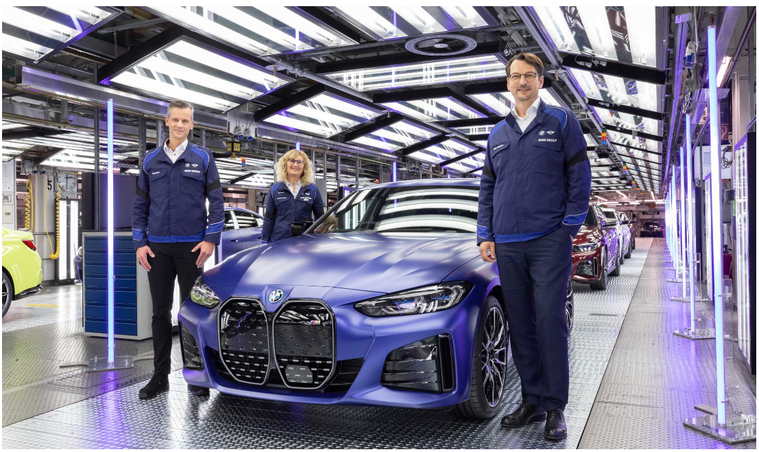 BMW embraces the electric revolution: Ceases production of combustion engines at Munich facility