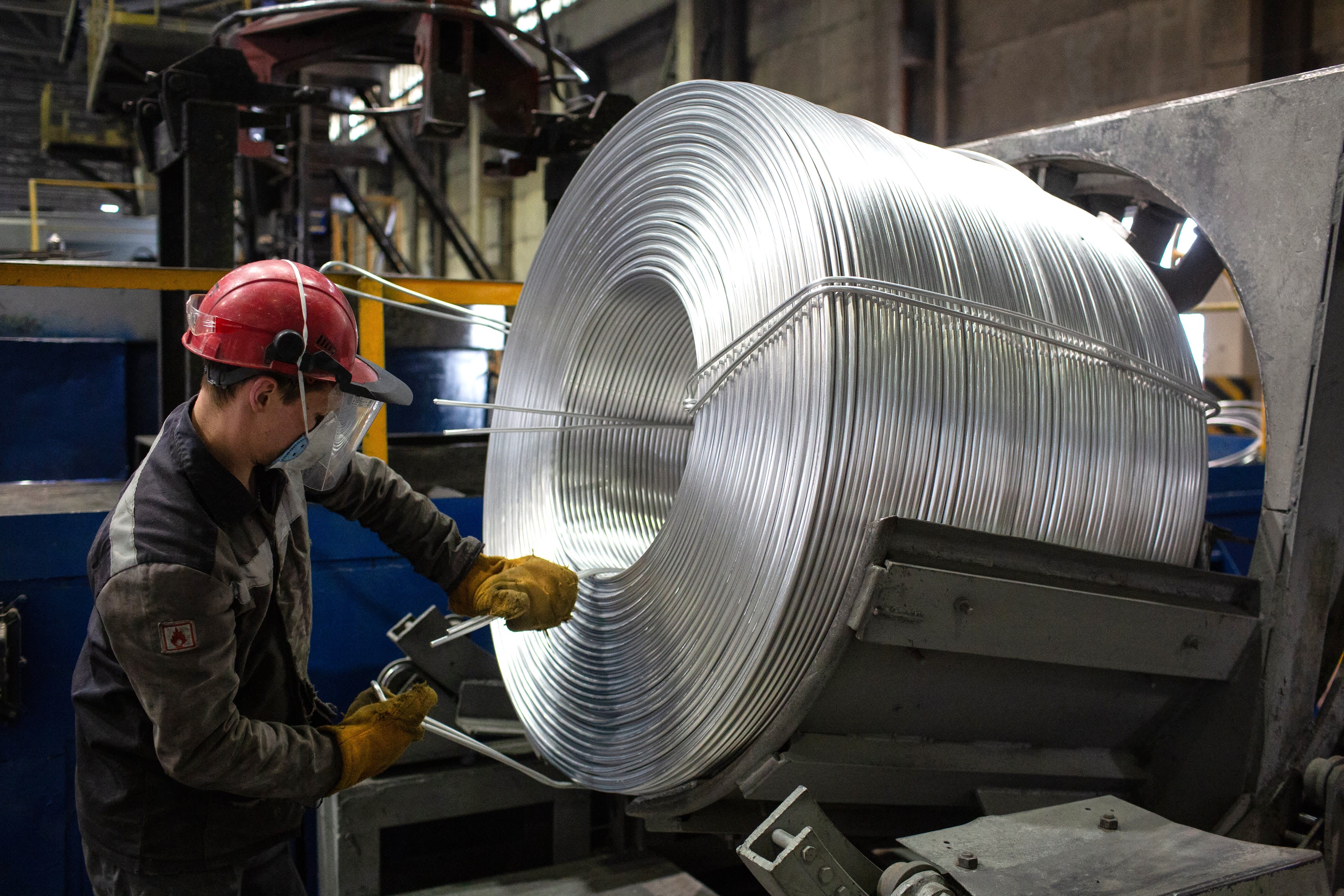 EU considers sanctions on Russian aluminium products imports, citing concern about green agenda and competitiveness